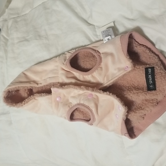 Dog - Picture 2 of 13